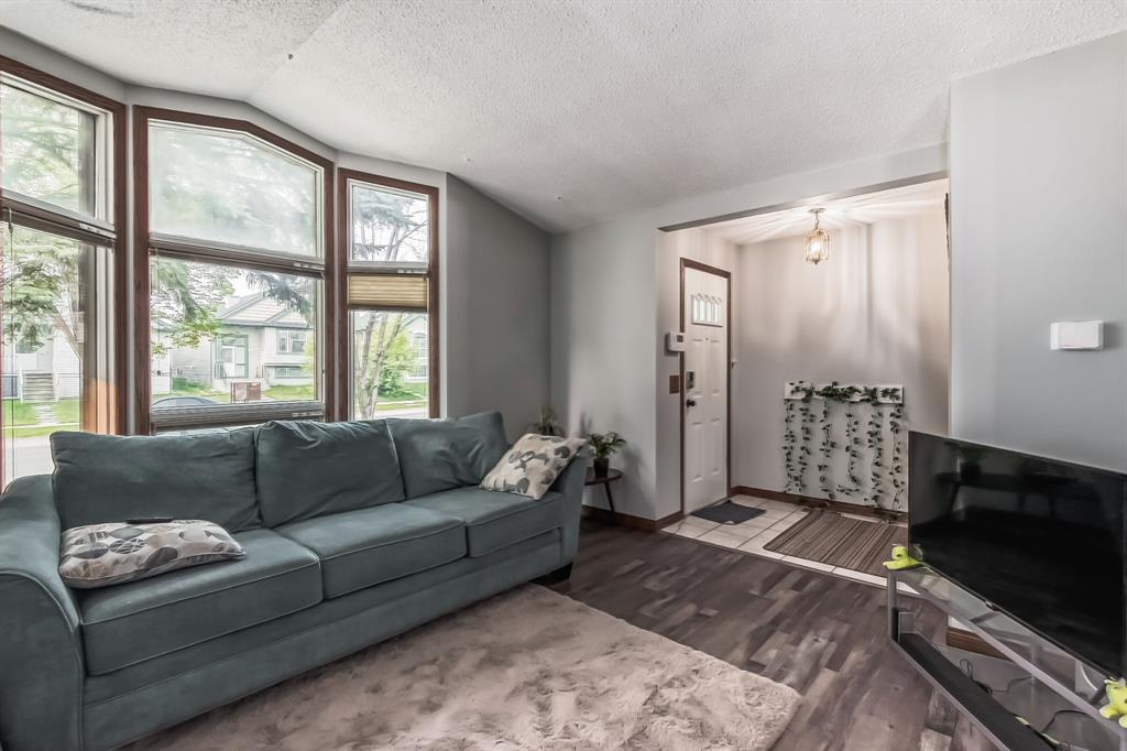 Listing A2051093 - Large Photo # 28