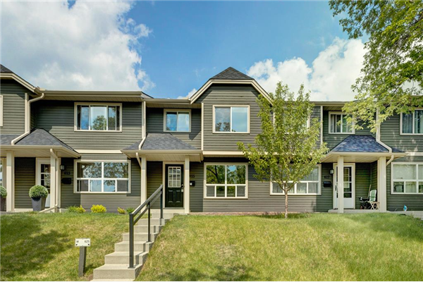 625 Queensland Place SE, Calgary