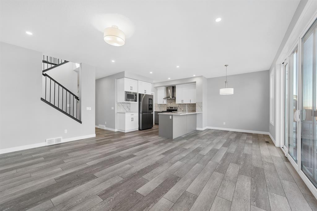 Listing A2051259 - Large Photo # 3