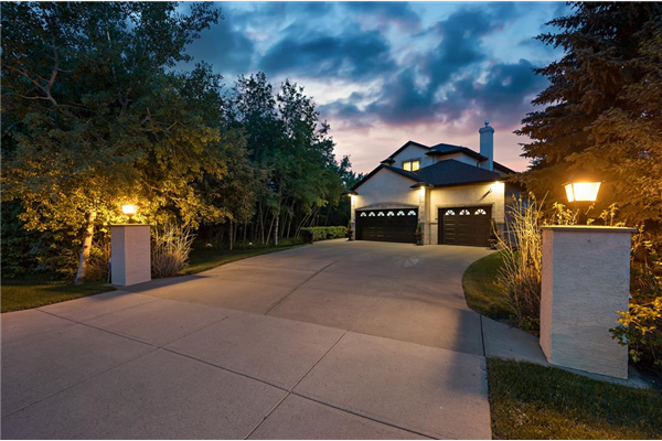 9055 9 Avenue SW, Calgary