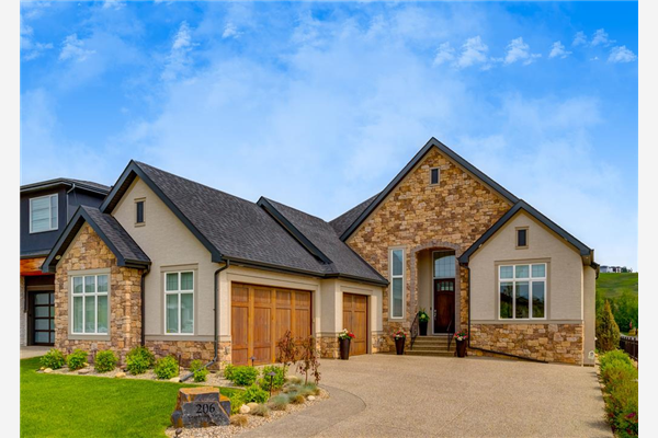 206 Cranbrook View SE, Calgary