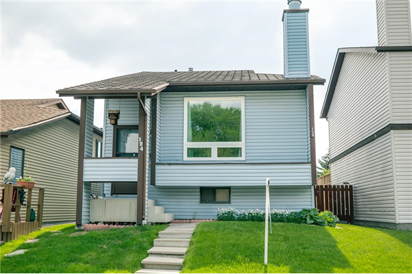 124 Bedford Place NE, Calgary