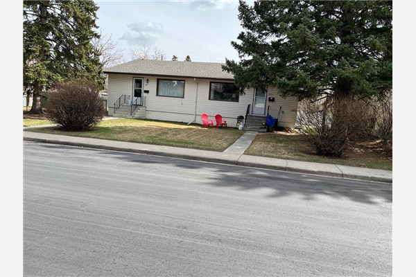 2812A 40 Street SW, Calgary