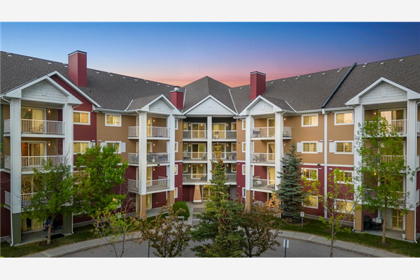 10 Prestwick Bay SE, Calgary