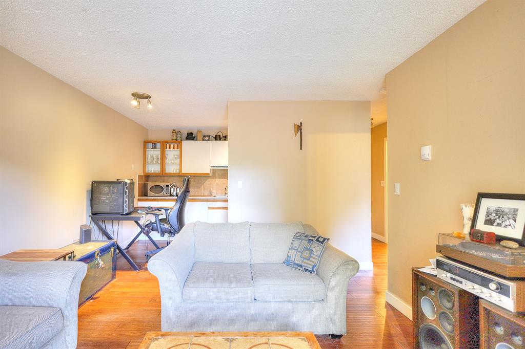 Listing A2051775 - Large Photo # 14