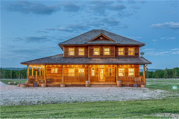 274135 Highway 22, Rural Foothills County