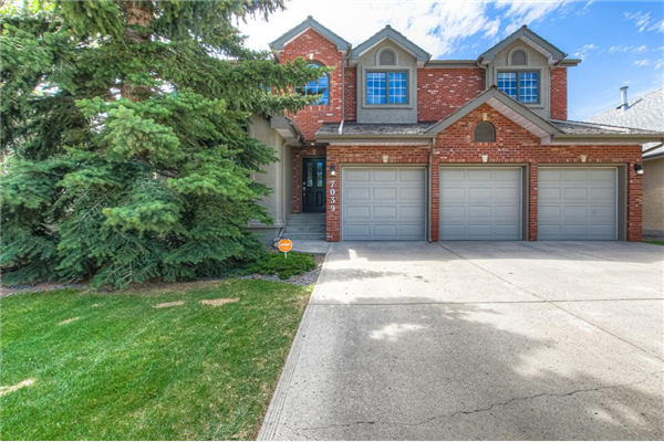 7039 Christie Briar Manor SW, Calgary