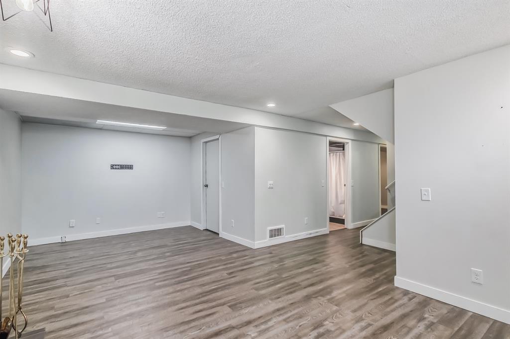 Listing A2052147 - Large Photo # 23