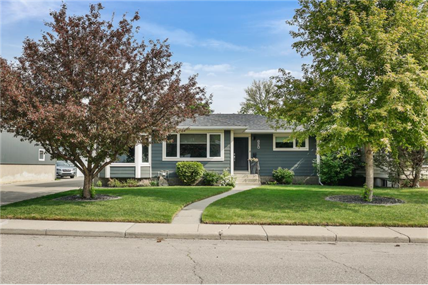 620 26 Avenue NE, Calgary