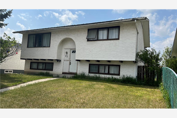 27 Pensville Road SE, Calgary