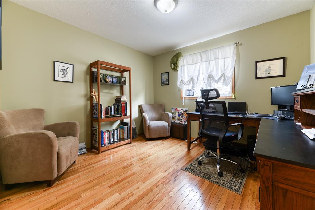Listing A2052533 - Large Photo # 23