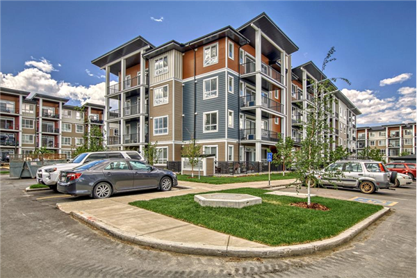 25 Walgrove Walk SE, Calgary