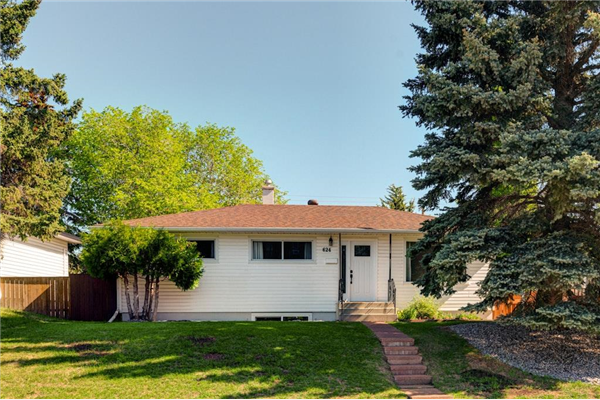 624 86 Avenue SW, Calgary