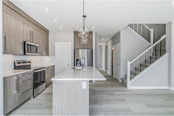 19 Walcrest Manor SE, Calgary