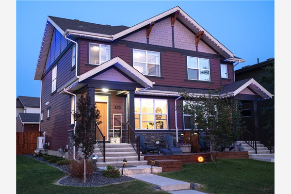 819 Mahogany Boulevard SE, Calgary