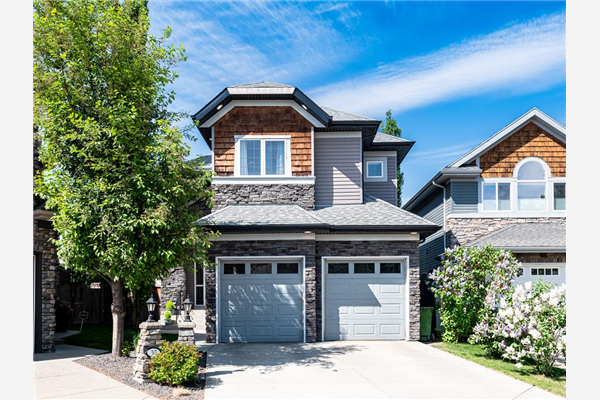 39 Cougar Plateau Place SW, Calgary