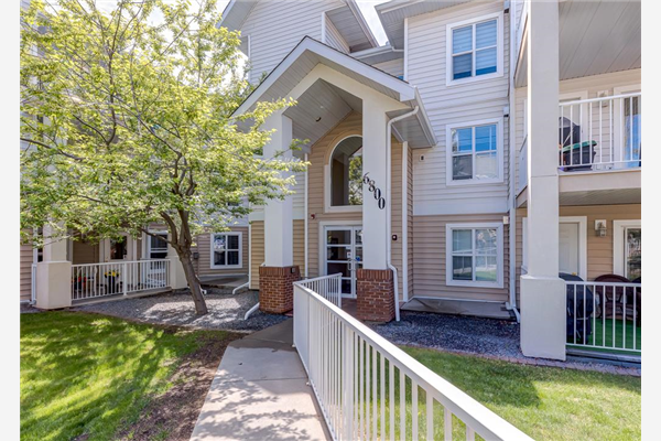 6800 Hunterview Drive NW, Calgary