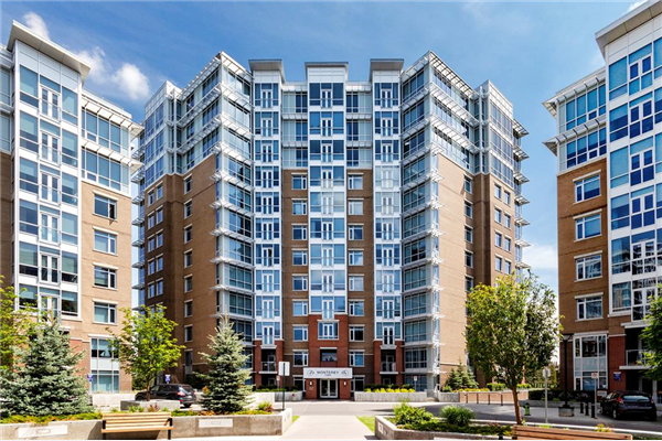 32 Varsity Estates Circle NW, Calgary