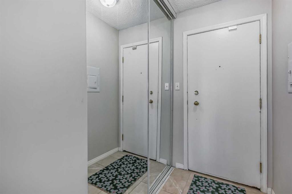 Listing A2055106 - Large Photo # 3