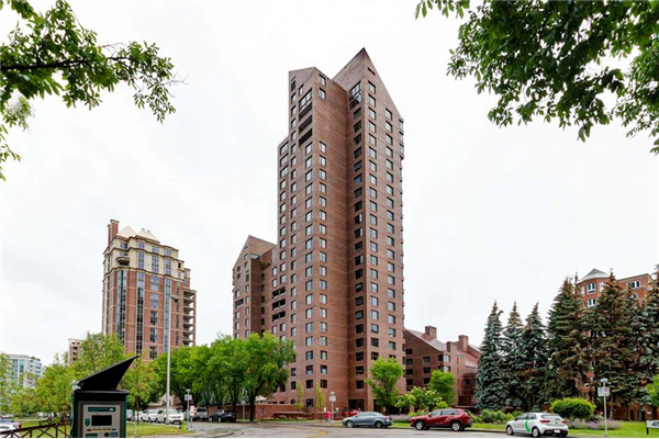 500 Eau Claire Avenue SW, Calgary