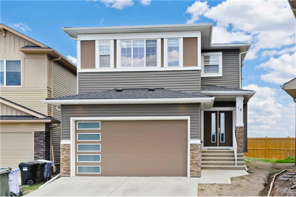 18 Red Sky Mews NE, Calgary