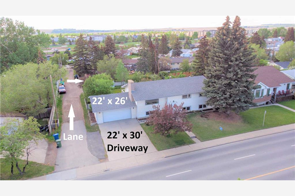 313 Main Street NW, Airdrie