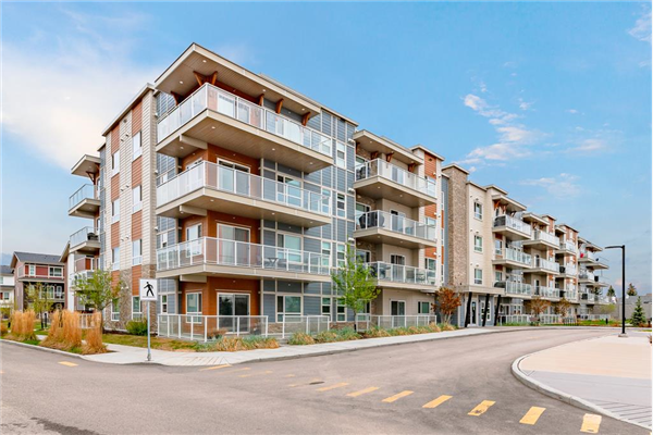 370 Harvest Hills Common NE, Calgary