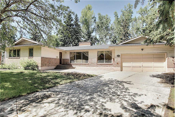 26 Varston Place NW, Calgary