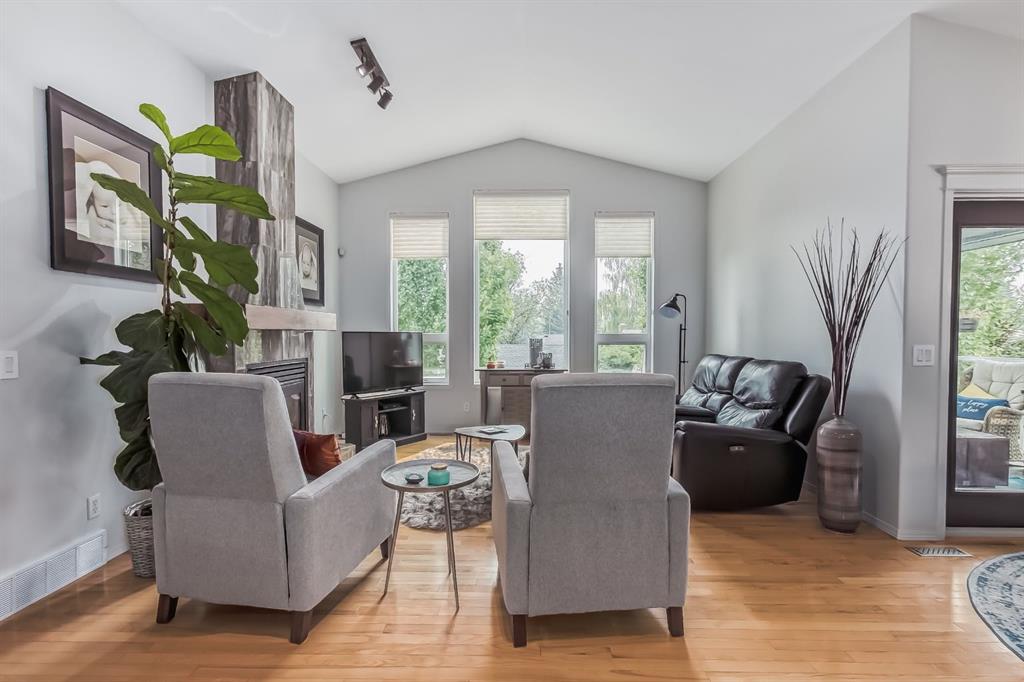 Listing A2066064 - Large Photo # 16