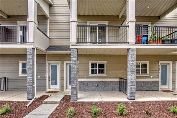 95 Skyview Close NE, Calgary