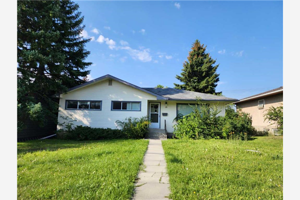 19 Cromwell Avenue NW, Calgary