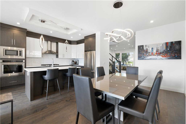 2640 28 Street SW, Calgary