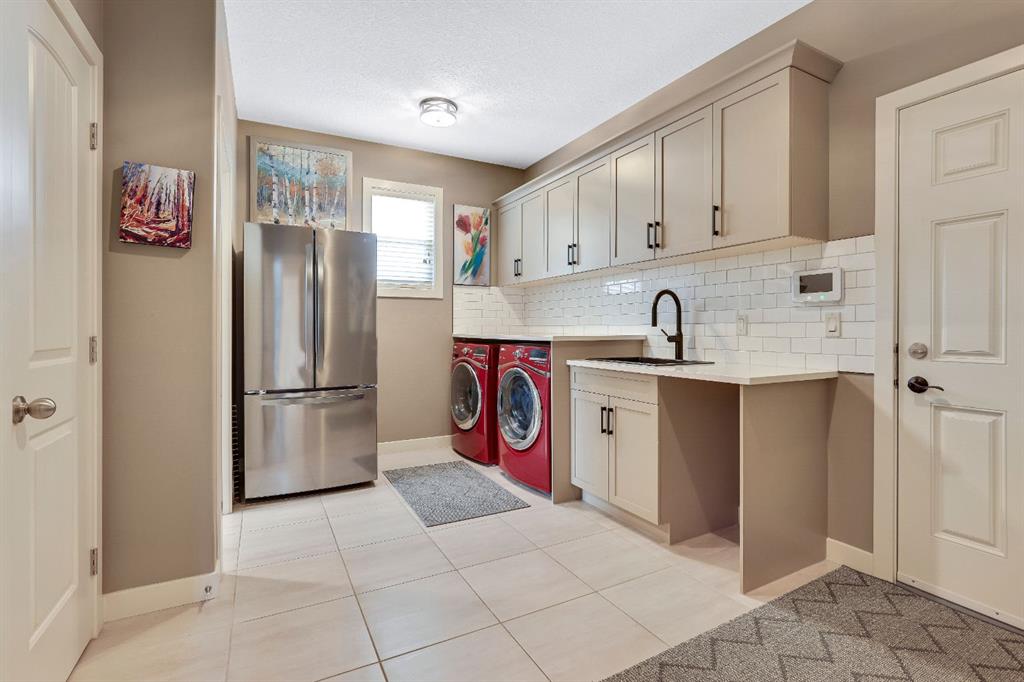 234 Boulder Creek Court SE