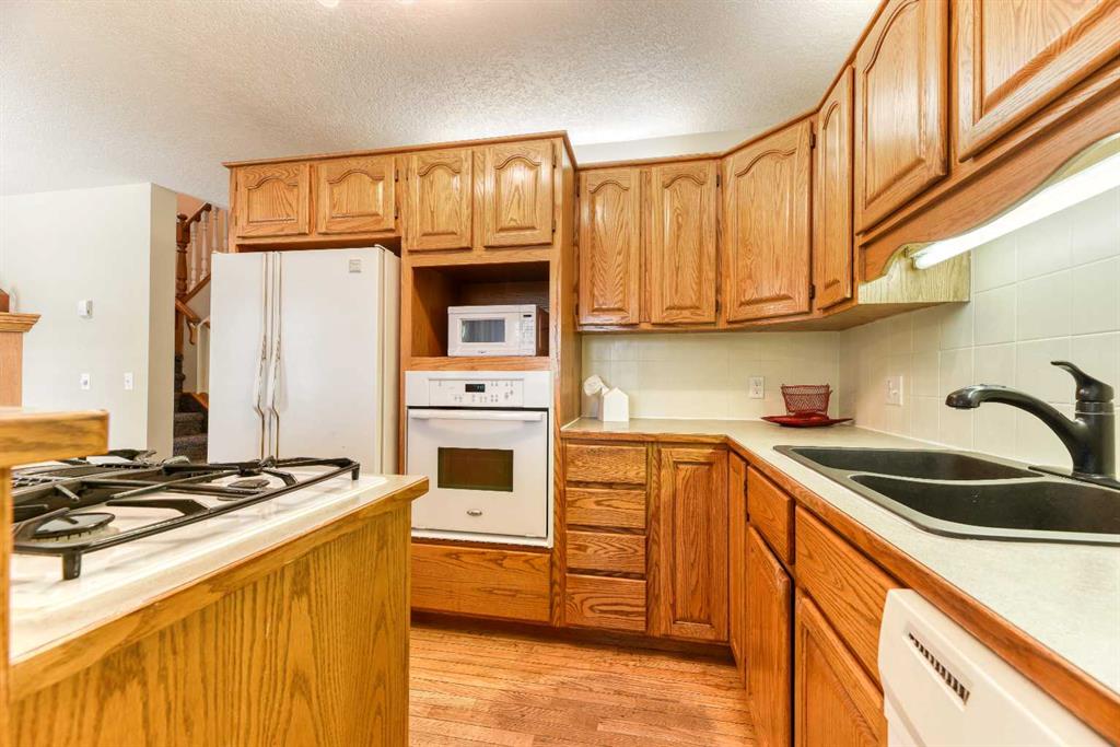 Listing A2068193 - Large Photo # 28