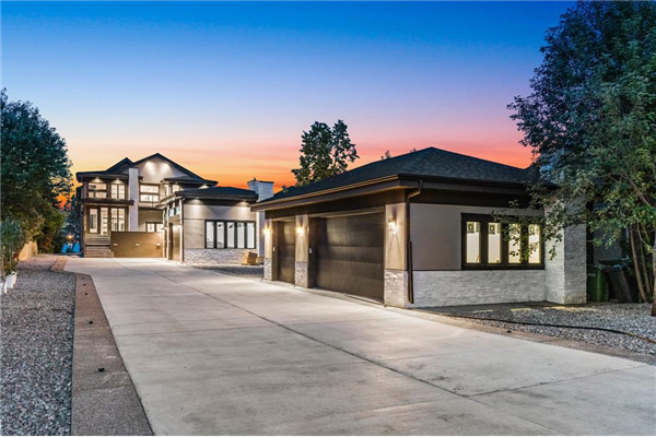 352 WEST CHESTERMERE Drive W, Chestermere