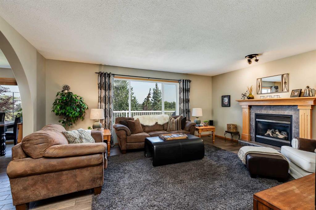 418 Fairways Mews NW