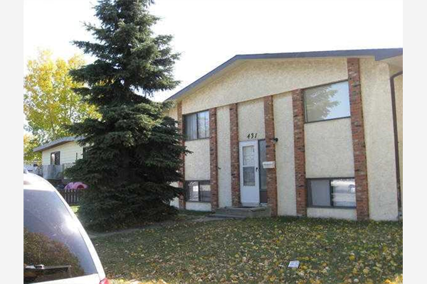 431 Pinehill Road NE, Calgary