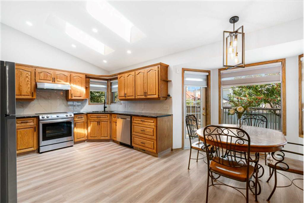 326 California Place NE, Calgary
