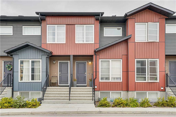 31 Red Embers Parade NE, Calgary