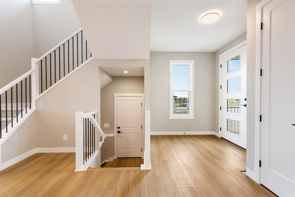 231 kinniburgh Loop