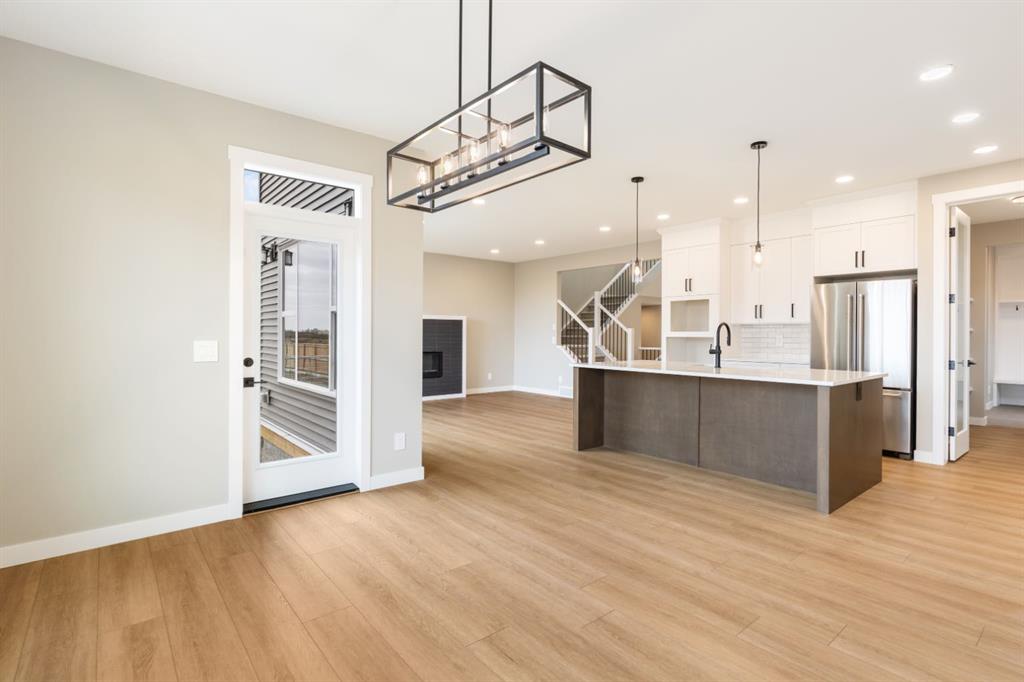 231 kinniburgh Loop