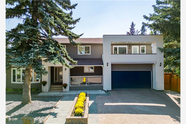 131 Pump Hill Place SW, Calgary