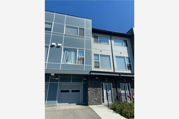 78 Saddlestone Drive NE, Calgary