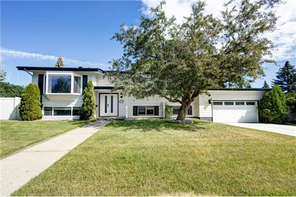 1420 70 Avenue SW, Calgary