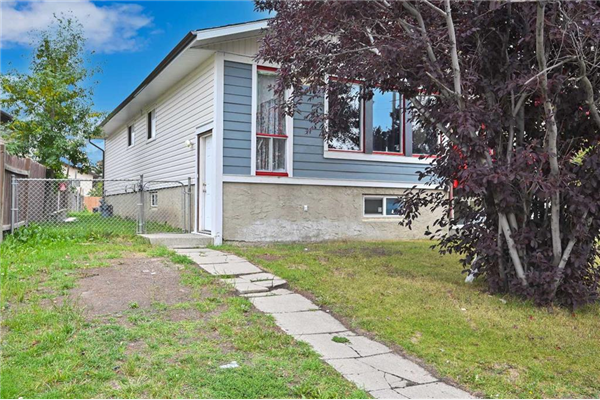 224 Whitworth Way NE, Calgary