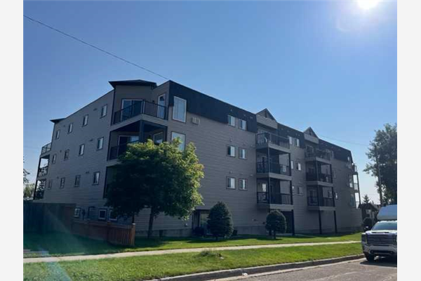 5037 7 Avenue, Edson