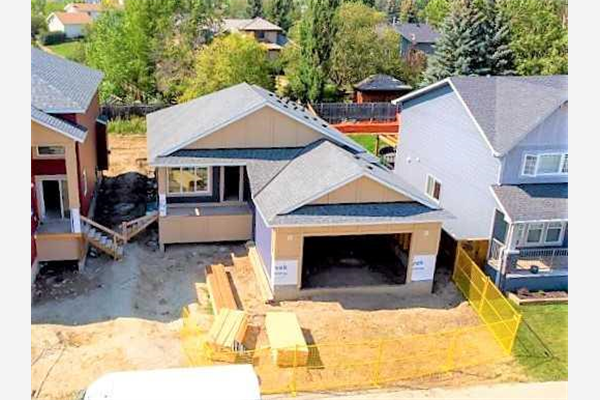 57 Mackenzie Way, Carstairs