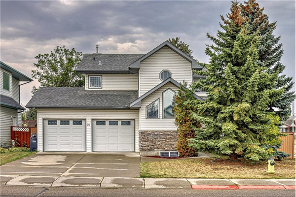 70 Parklane Drive, Strathmore