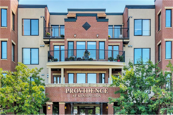 1321 Kensington Close NW, Calgary