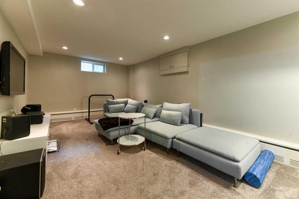 Listing A2077650 - Large Photo # 19